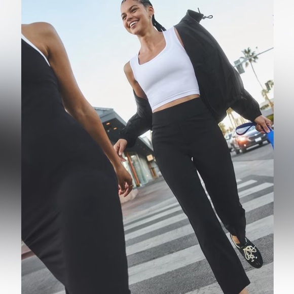 Athleta Black Ankle Pants - Picture 3 of 14